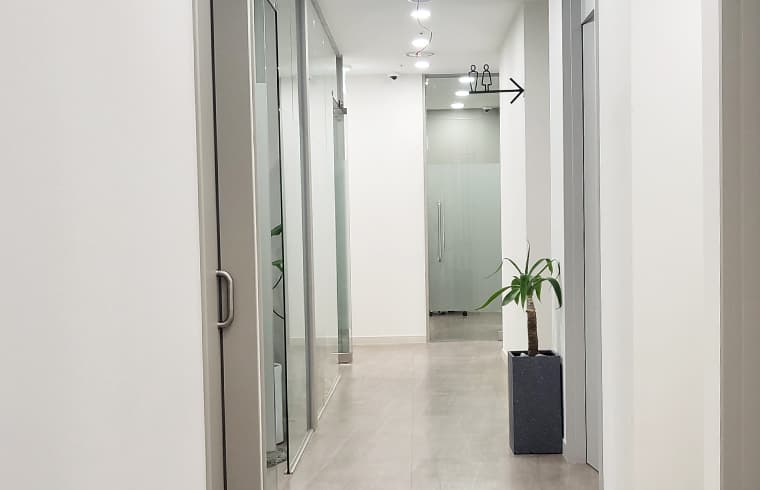 라인앤뷰 내부 복도